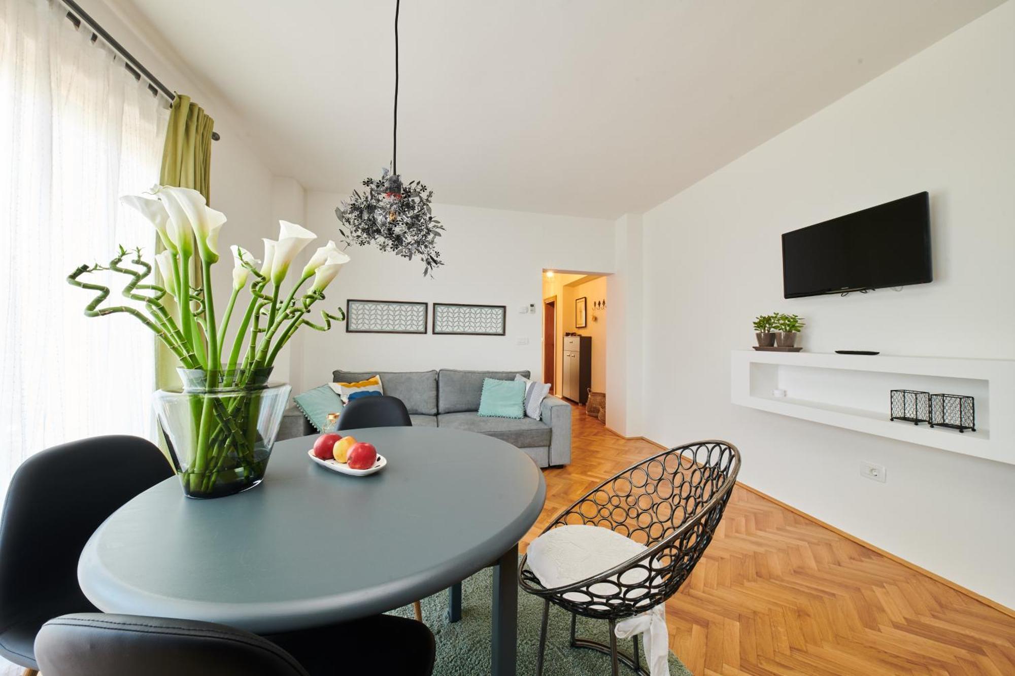 Ferienwohnung Mina'S Shine Umag Exterior foto